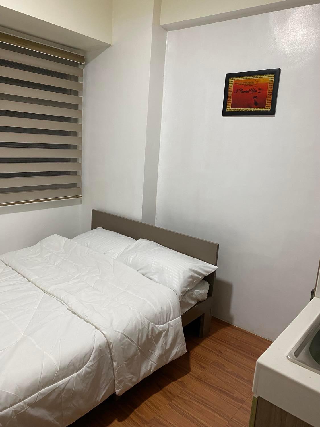 Urban Deca Tower Edsa Condominium - Starinn * Mandaluyong